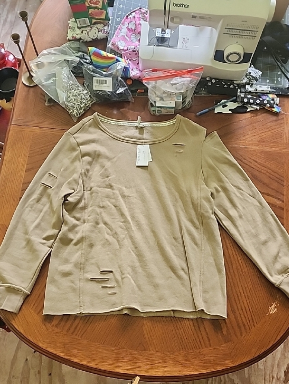 Women’s Distressed Long-Sleeve Pullover Sweatshirt - Taupe